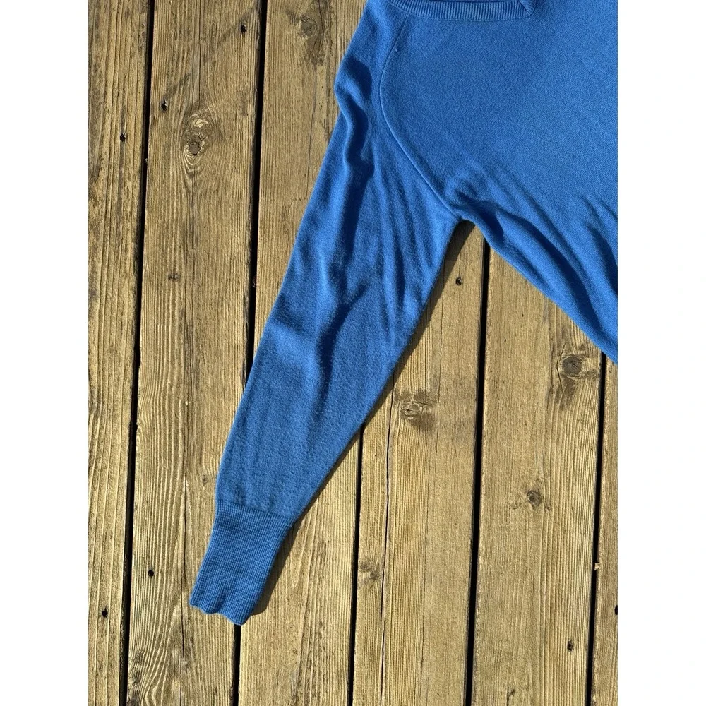 Vintage Izod Lacoste V Neck Sweater Blue Crocodile Logo Medium